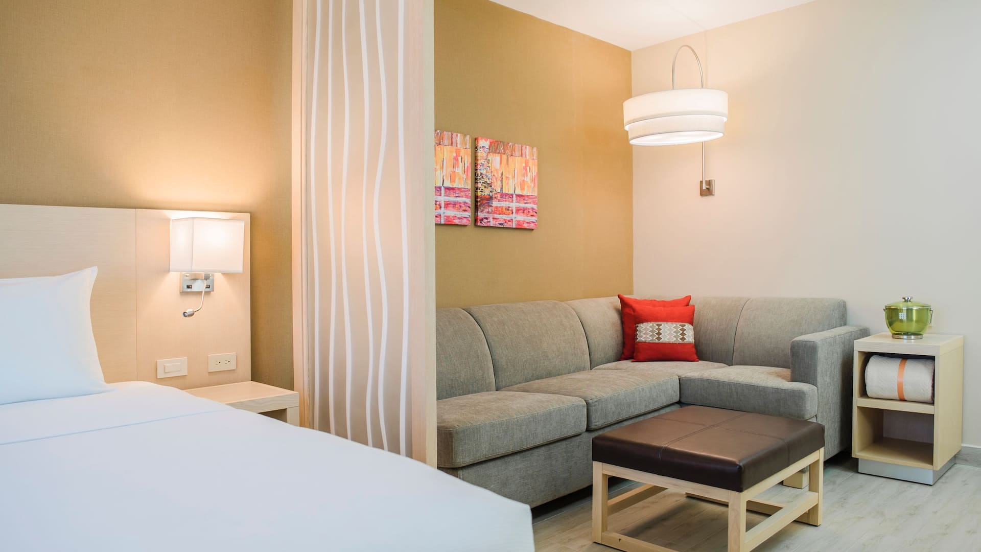 Hyatt Place Managua Standard King Room