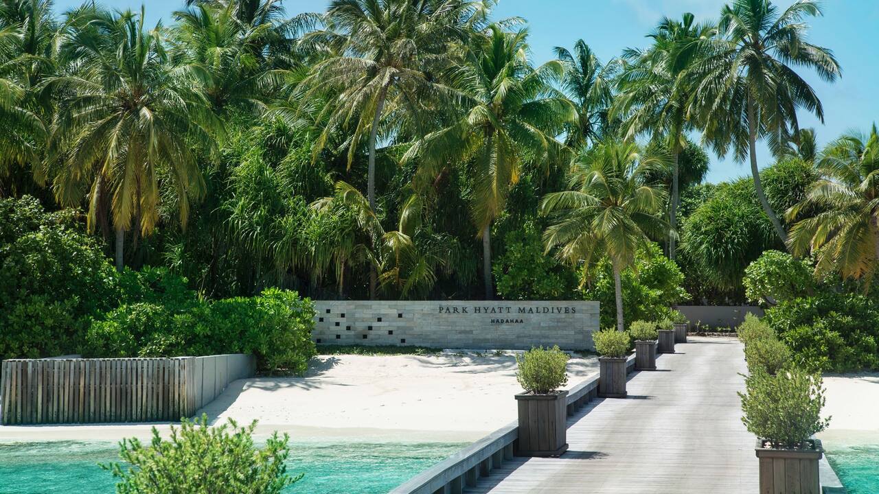 Arrival jetty welcome area