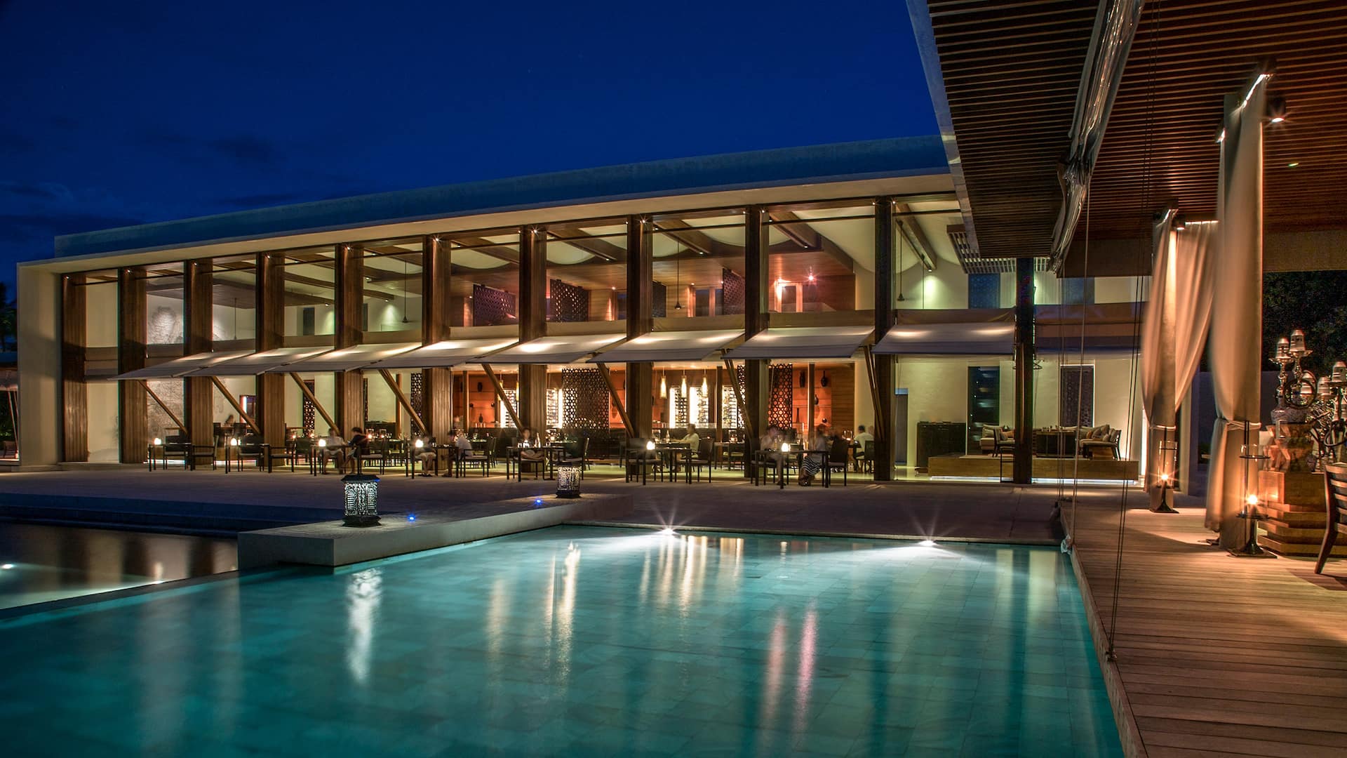 Luxury Resort in Maldives Poolside