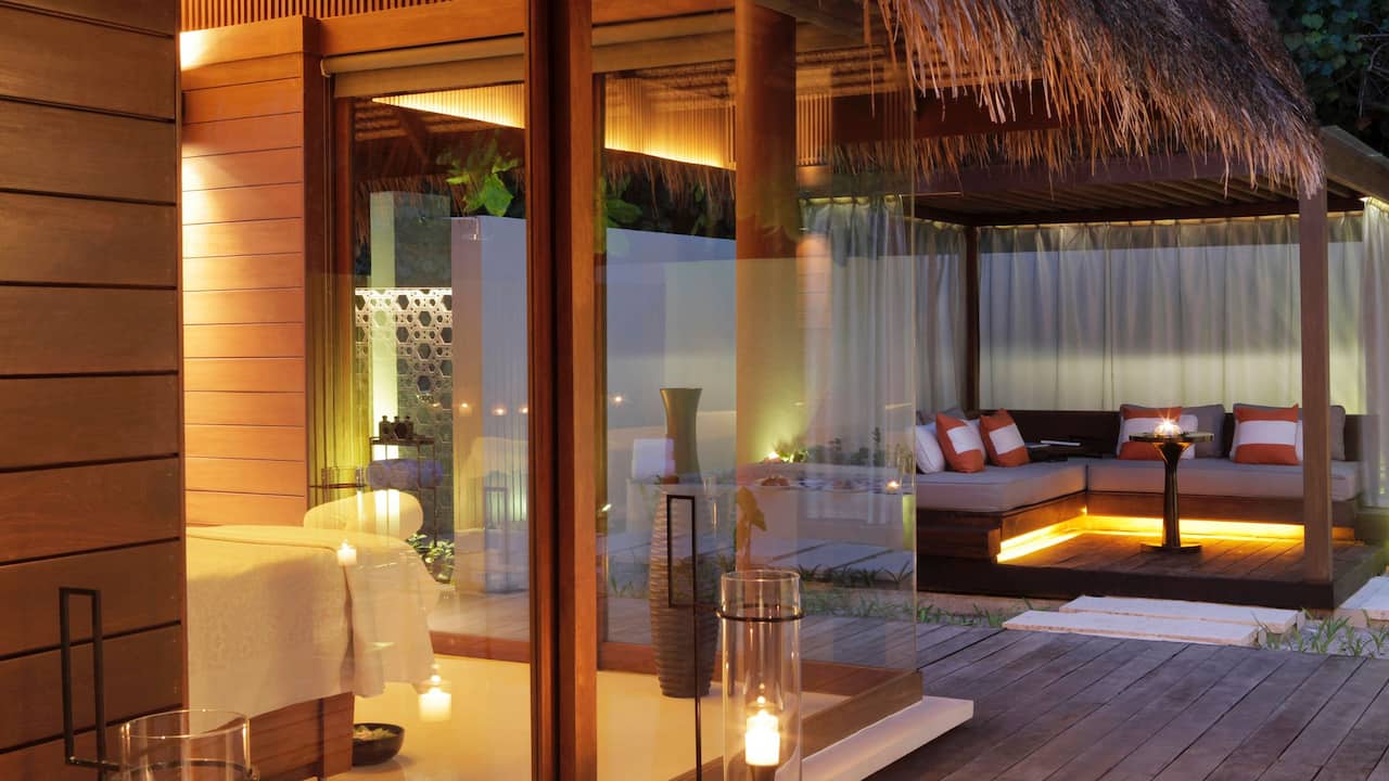 luxury maldives resort Spa couples' treatment villa