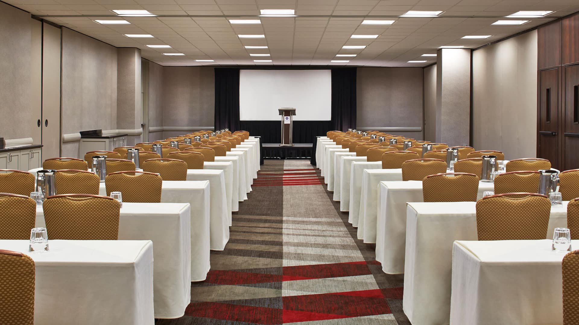 Hyatt Regency Atlanta Embassy Hall Classroom