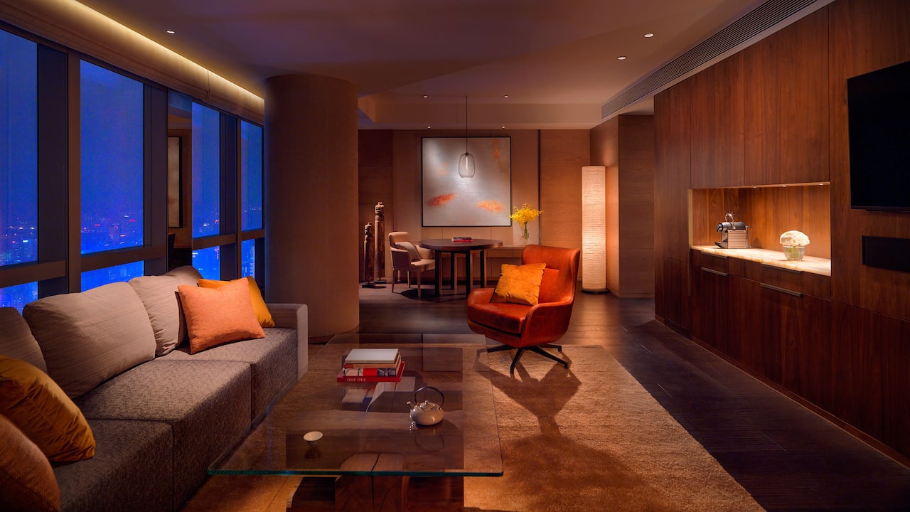 Suite Living Room