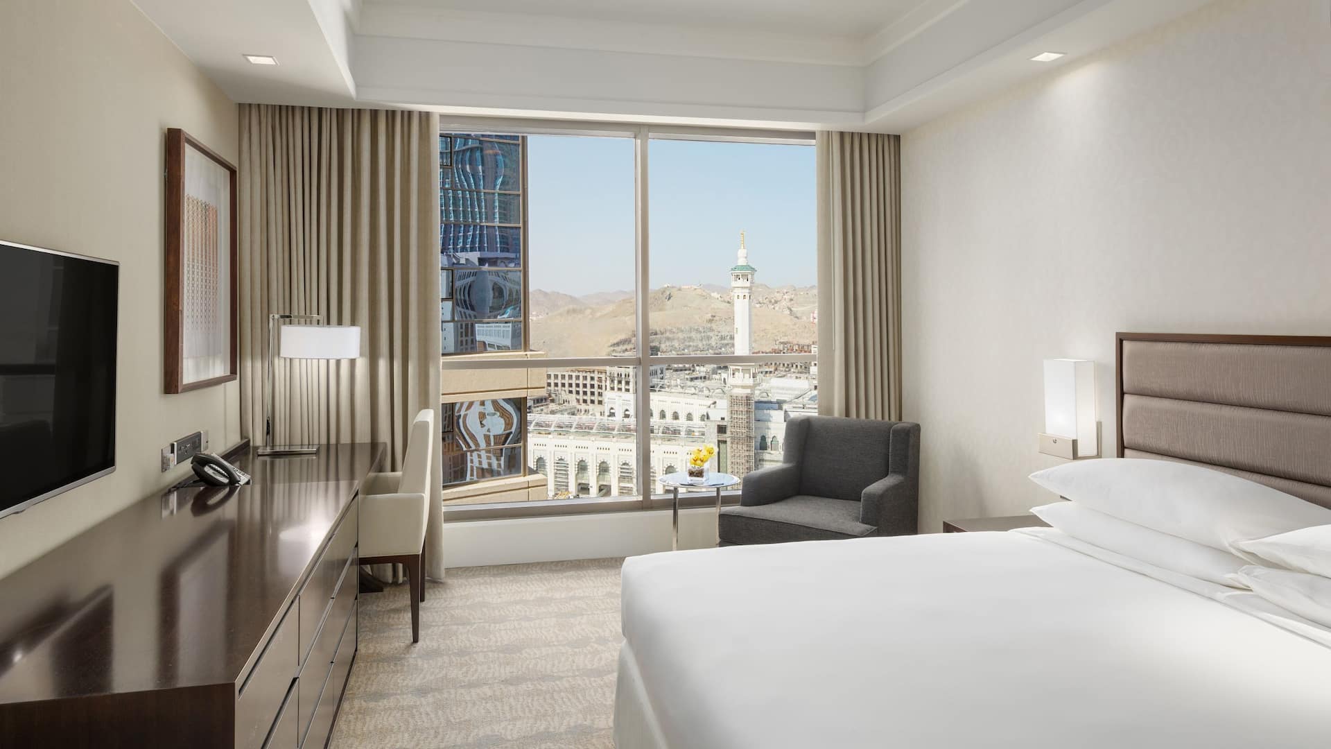 Makkah Hotel Rooms | Jabal Omar Hyatt Regency Makkah