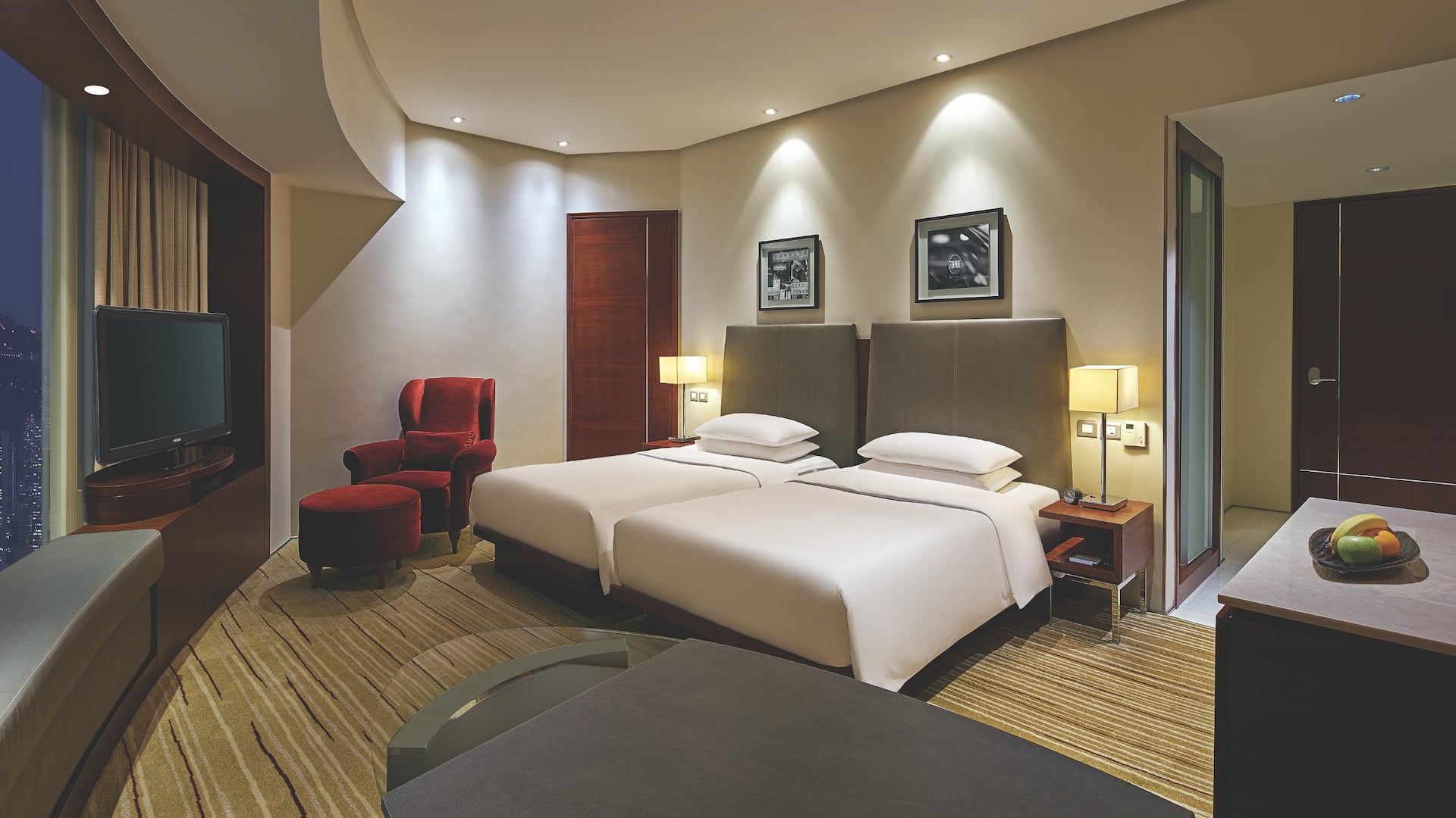 Hyatt Regency Hong Kong, Tsim Sha Tsui Premier Deluxe Twin