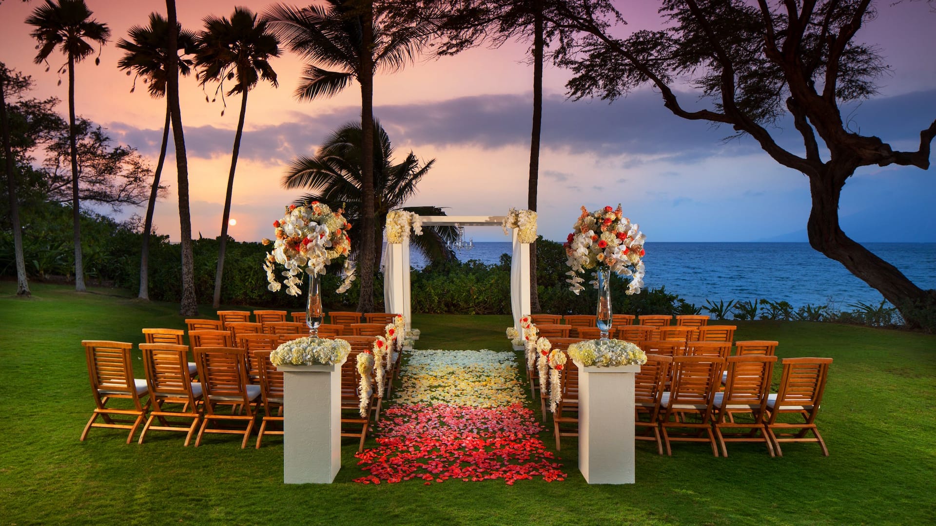 Beachfront Maui Wedding Venue | Andaz Maui at Wailea Resort