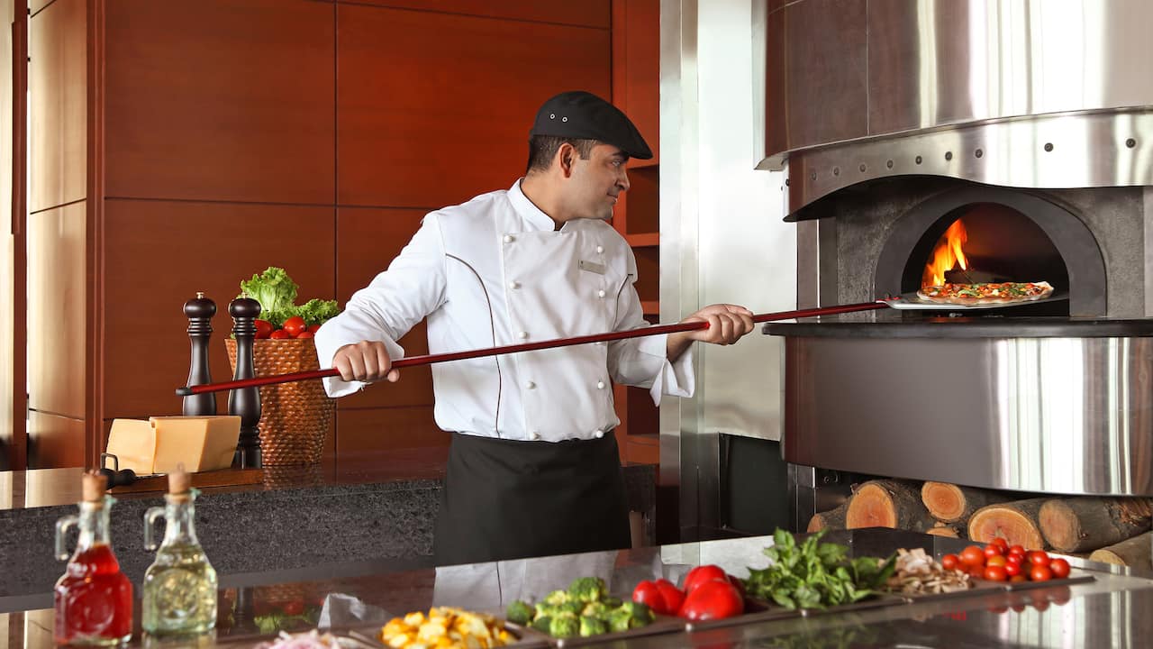 Piccante Pizza - Hyatt Regency