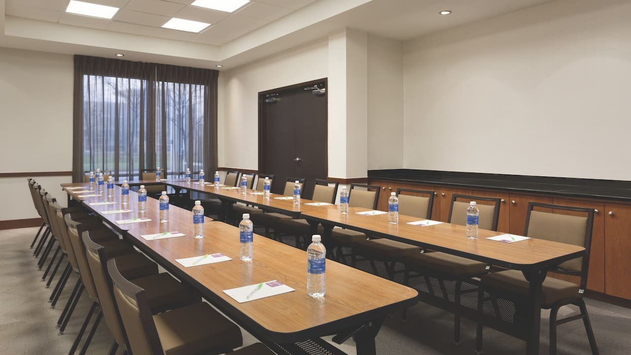 Book your meeting or event in our flexible meeting space.