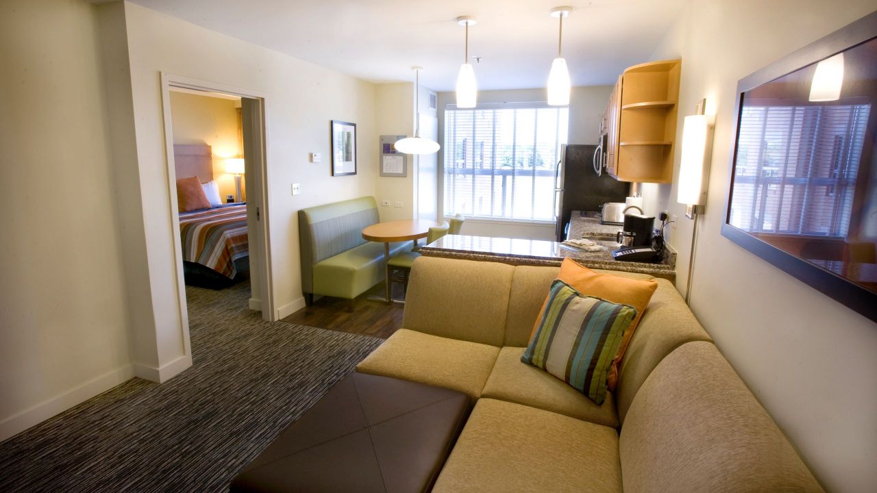 Hyatt House Chicago Naperville Warrenville Book Direct For Benefits Hyatt House Bedroom