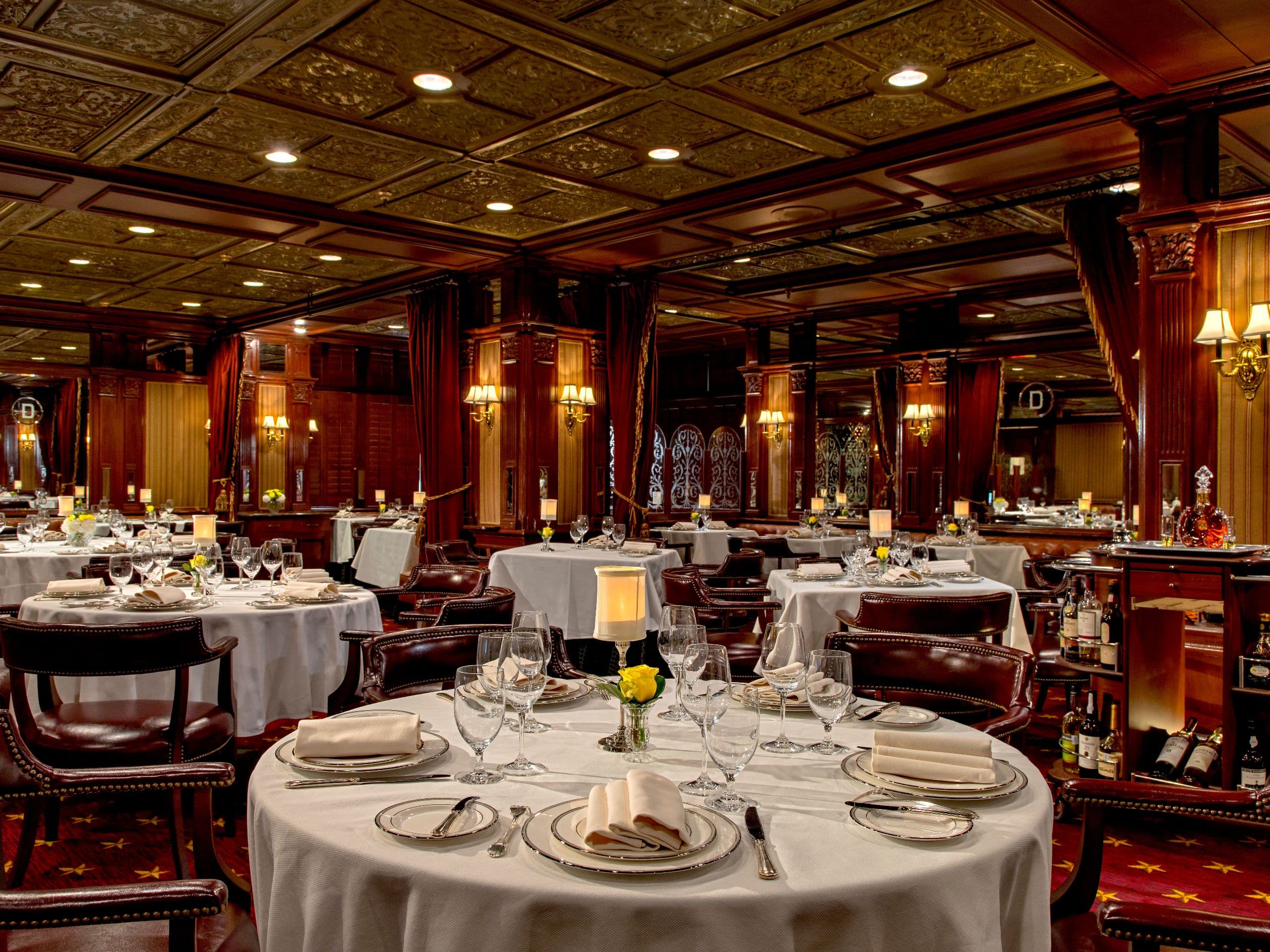 Austins Iconic Hotel On 6Th Street - The Driskill, Unbound Austins Iconic Hotel On 6Th Street - The Driskill, Unbound