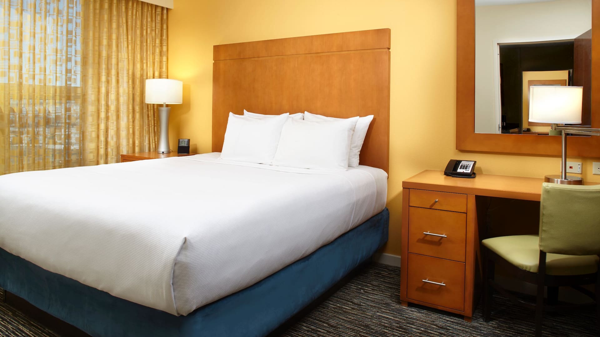 Hyatt House Boulder/Broomfield King Bed