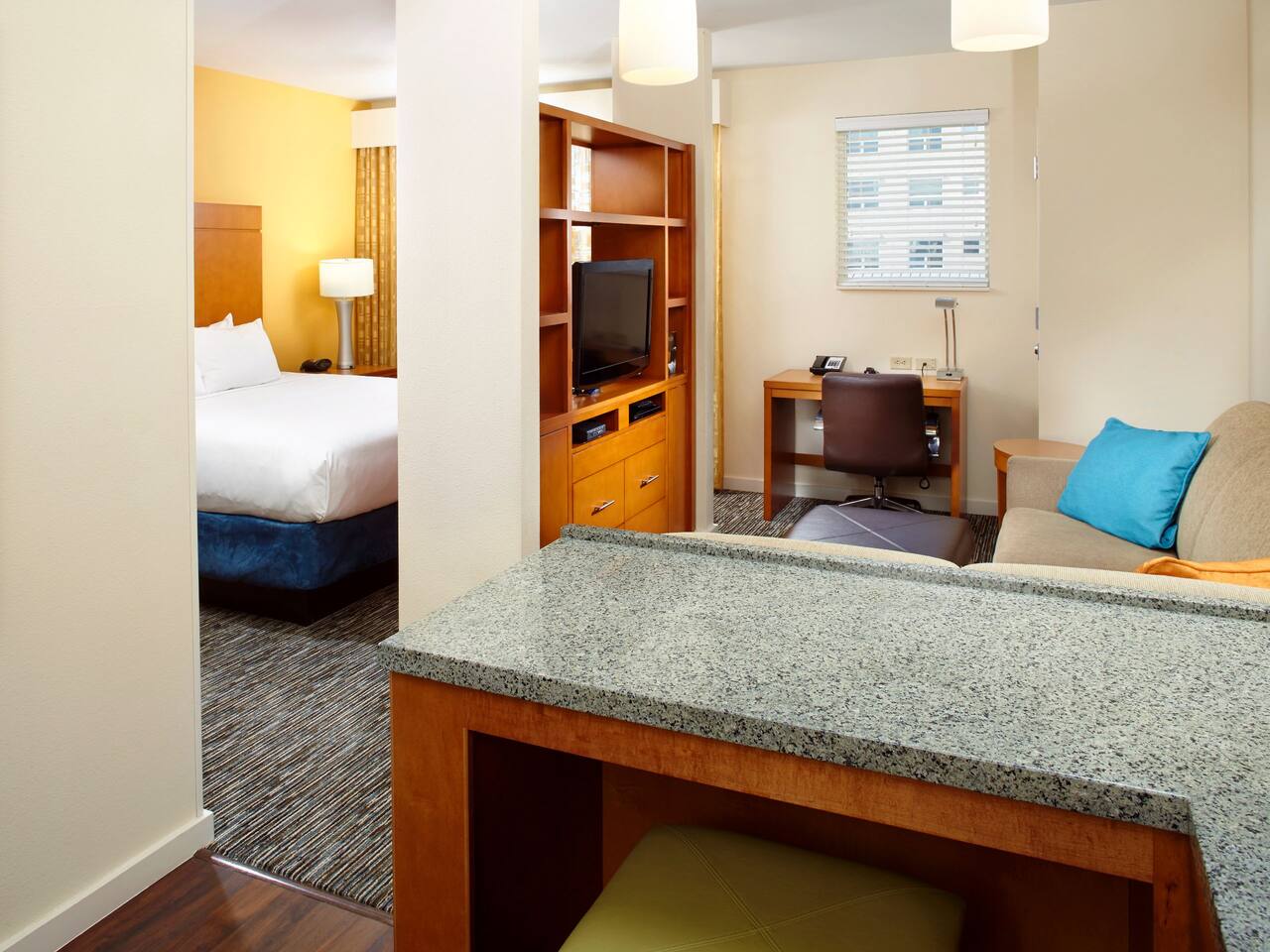 Hyatt House Boulder / Broomfield King Studio