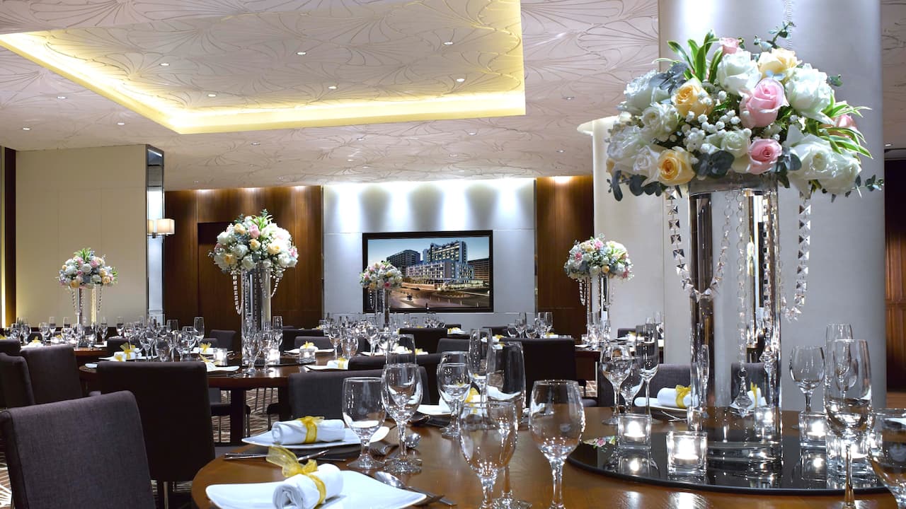 The Residence Banquet Round Table