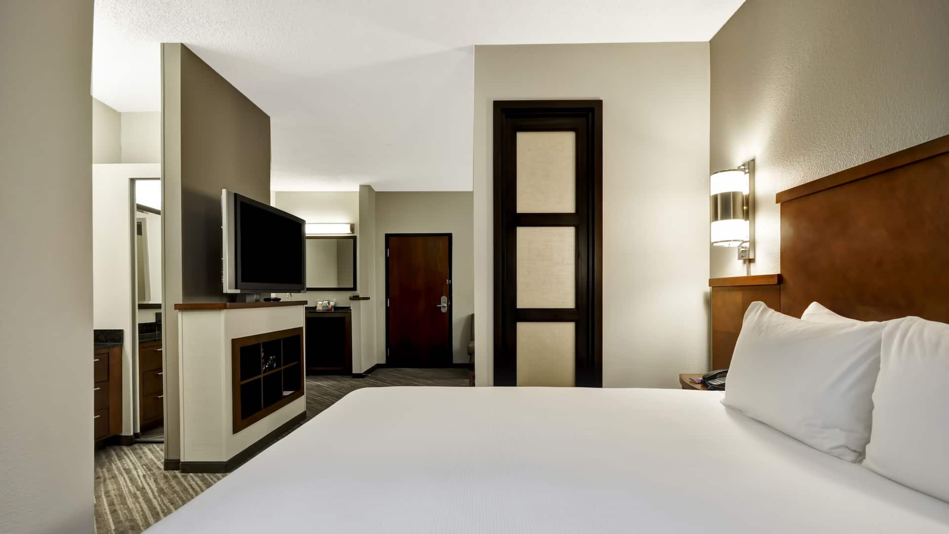 Hyatt Place Tampa Airport/Westshore King Room