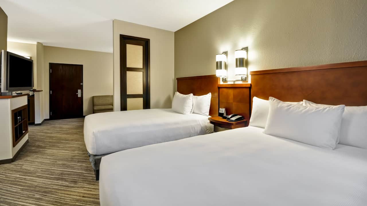 Hyatt Place Tampa Airport/Westshore Two Queen Beds with Sofa Bed