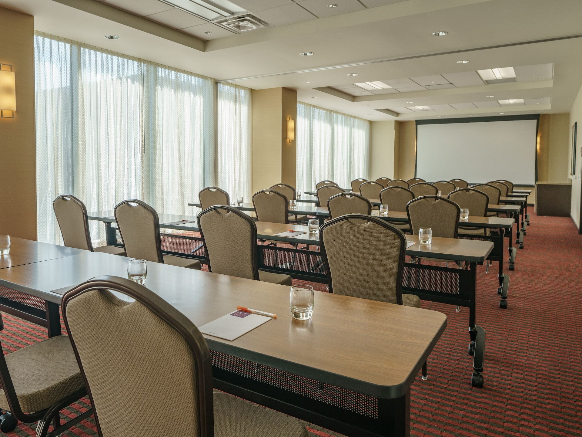 Hyatt Place Houston/Galleria Meeting Space Classroom Setup