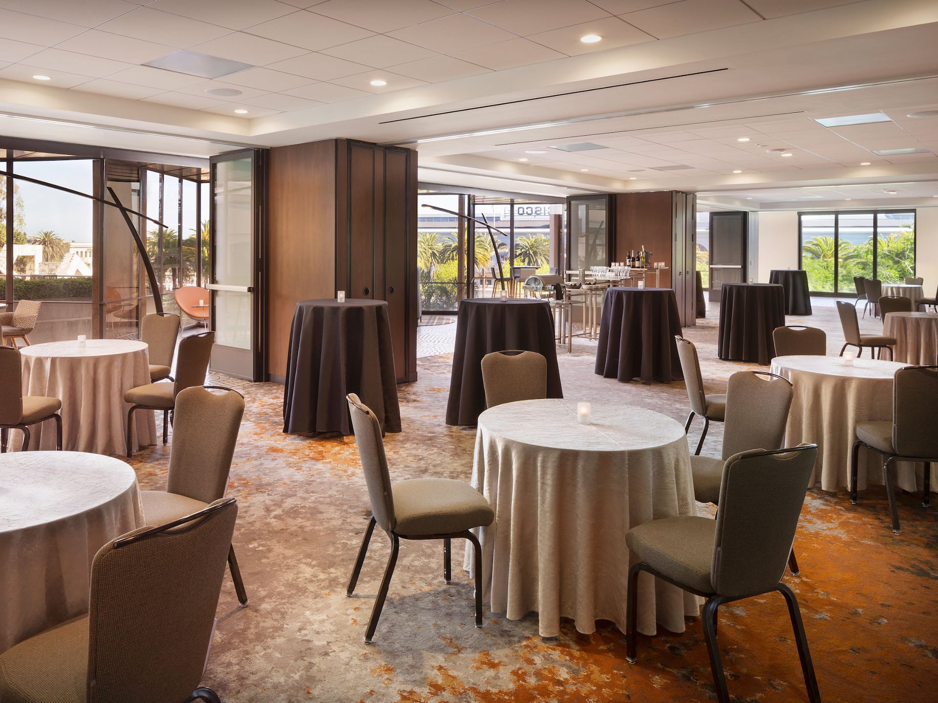 Hyatt Regency San Francisco Waterfront C D E