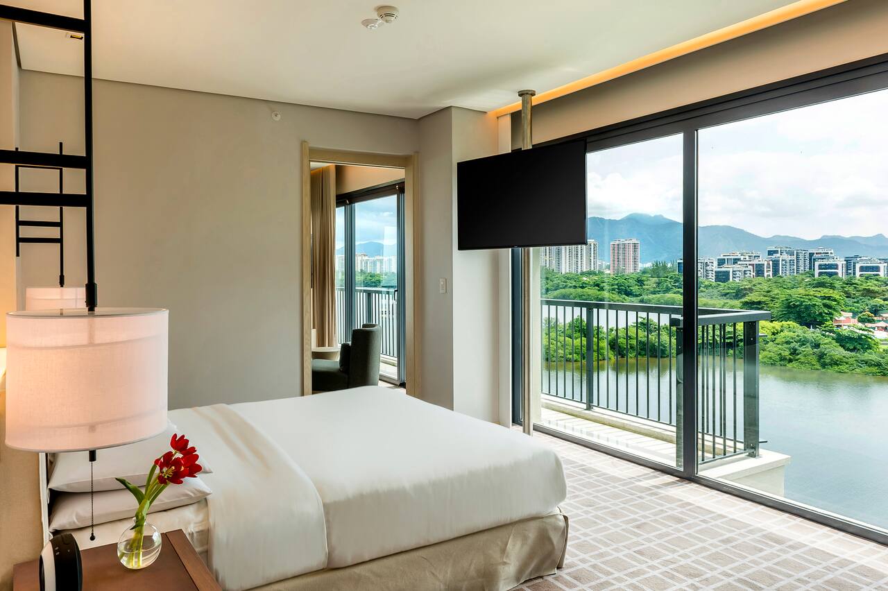 Grand Suite Ocean Lagoon Bedroom