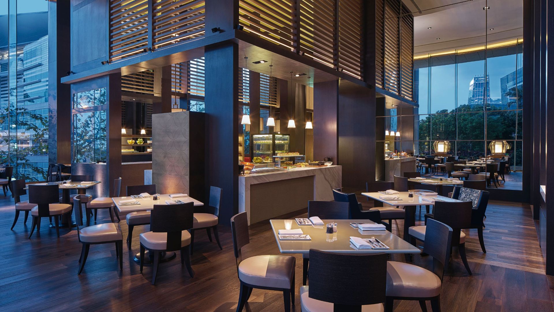 Best Hong  Kong  Hotel Restaurants and Bars Grand  Hyatt  