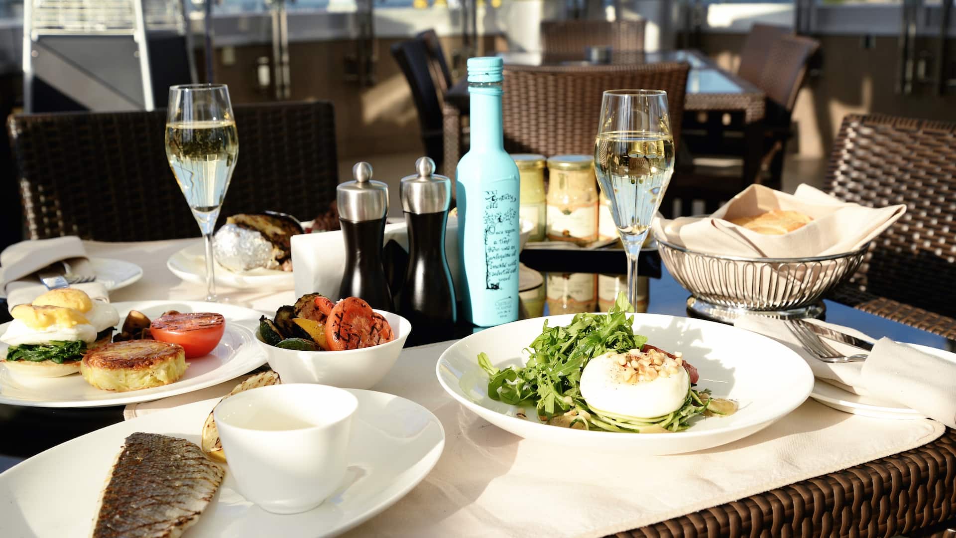 Hyatt Regency Kyiv Bar on 8 Lunch