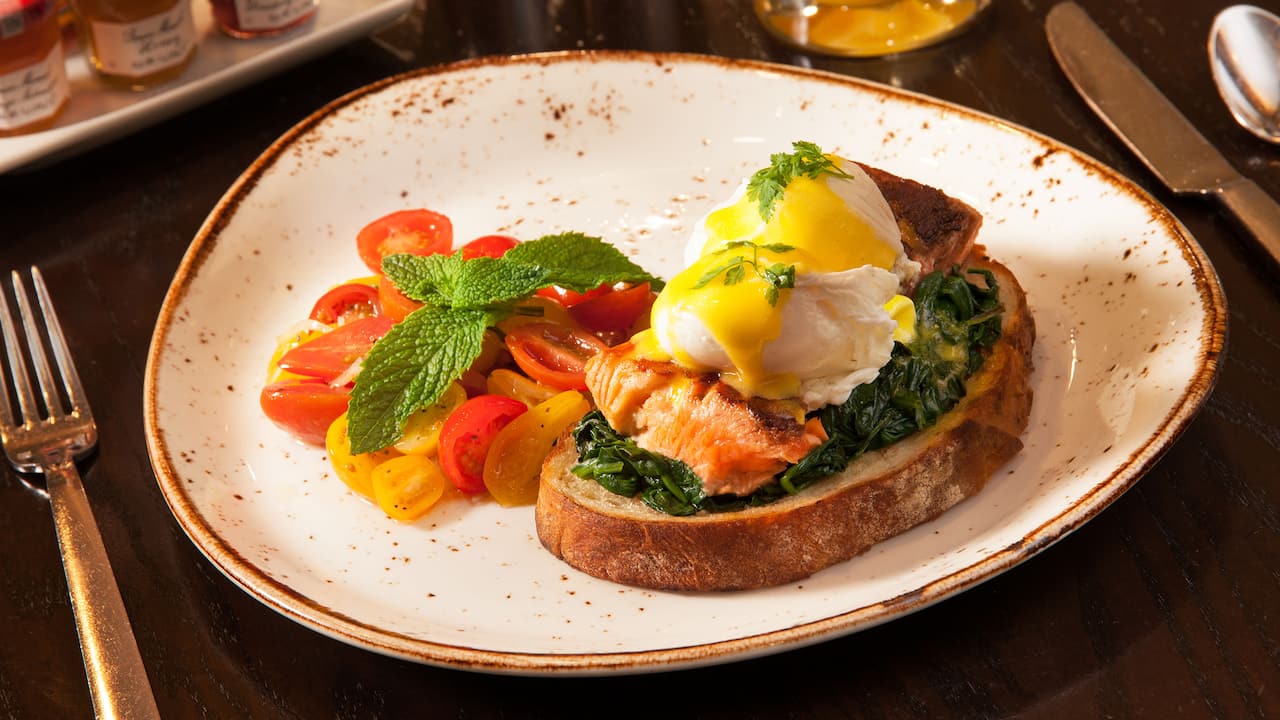 Eggs Benedict