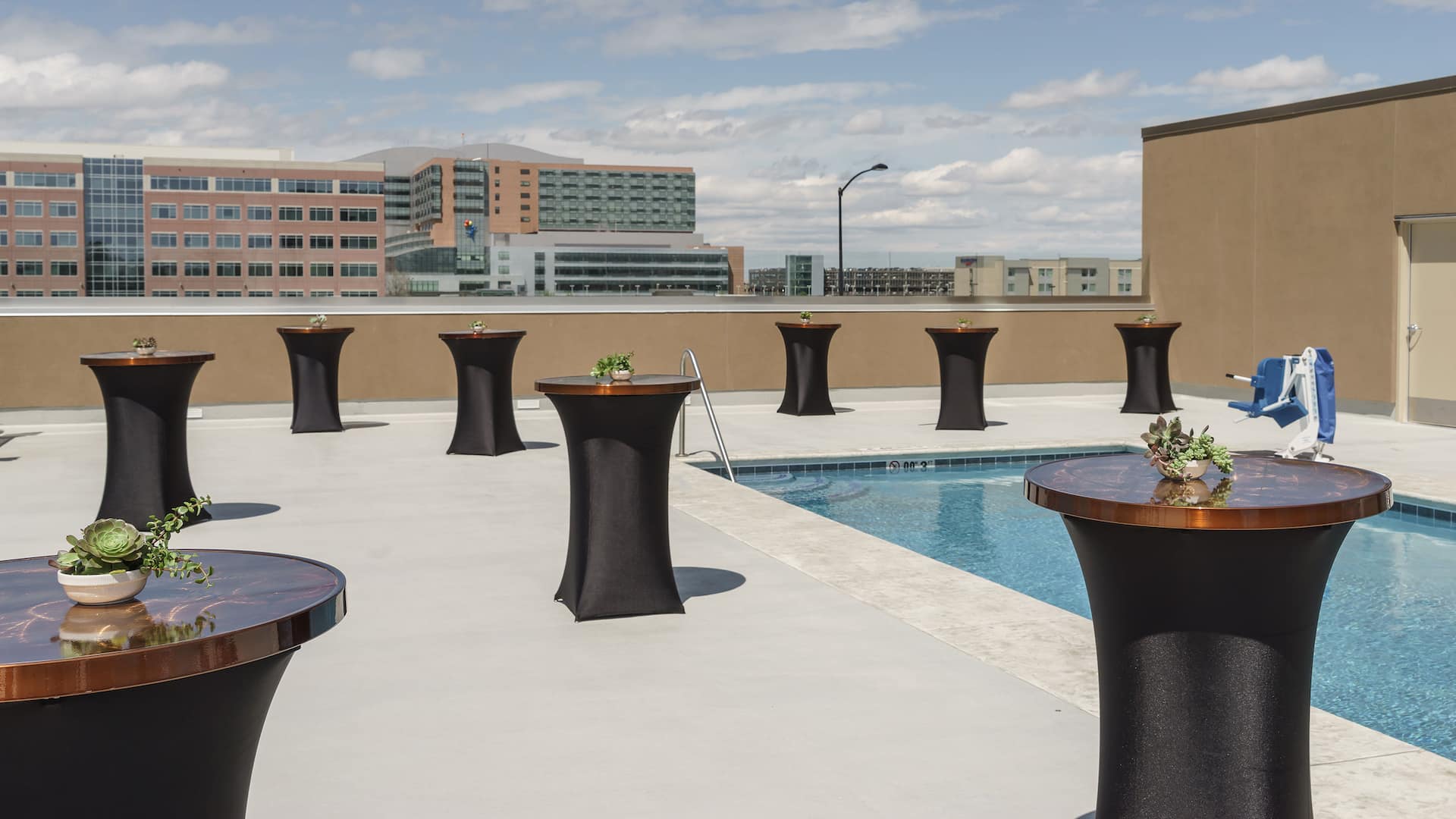 Poolside Reception Venue at Hyatt Regency Aurora-Denver