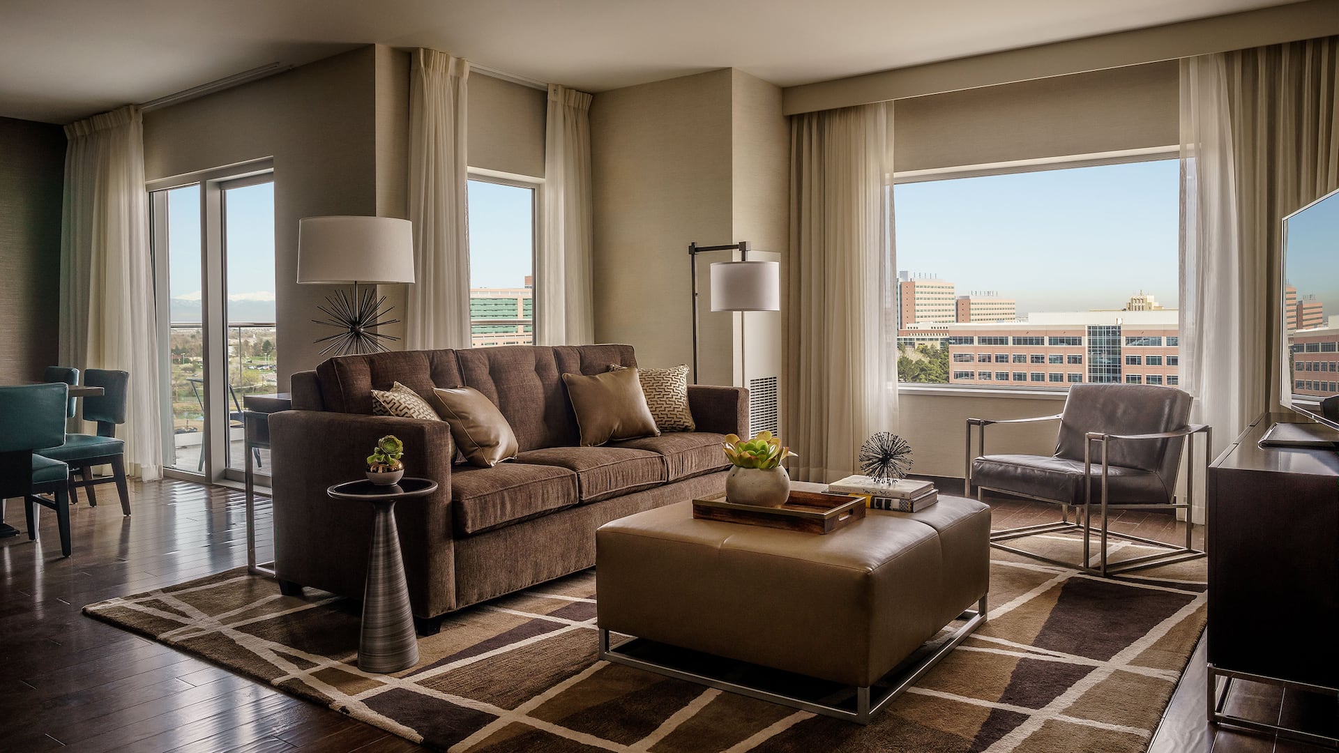 Denver Hotel Suite at Hyatt Regency Aurora-Denver