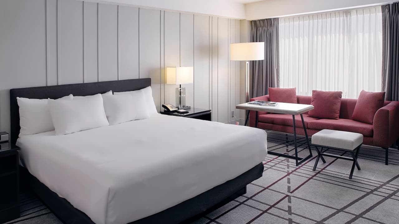 Modern Downtown Louisville Hotels Hyatt Regency Hyatt In Louisville Ky