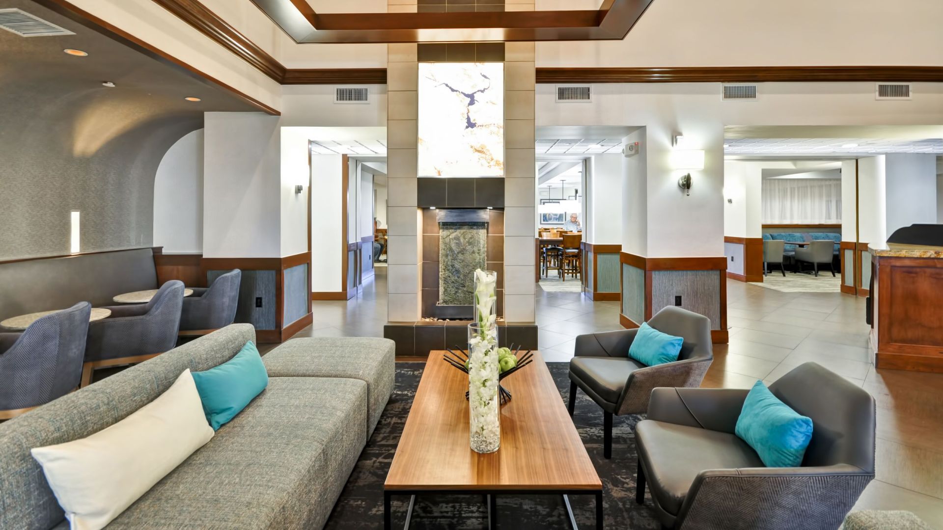 Modern Hotel near LAS Airport Hyatt Place Las Vegas