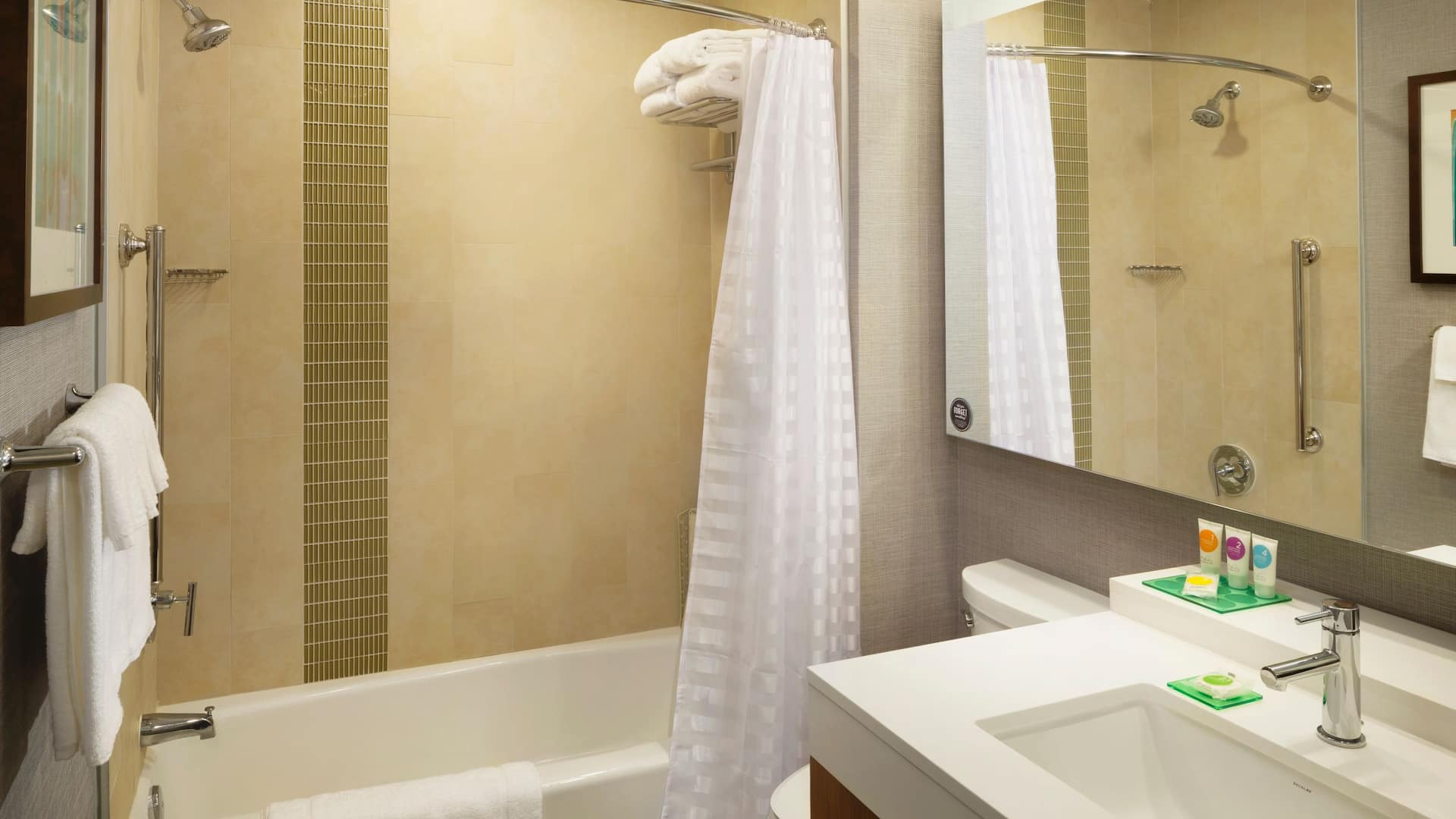 7 of 7 Hyatt Place Lubbock Tub