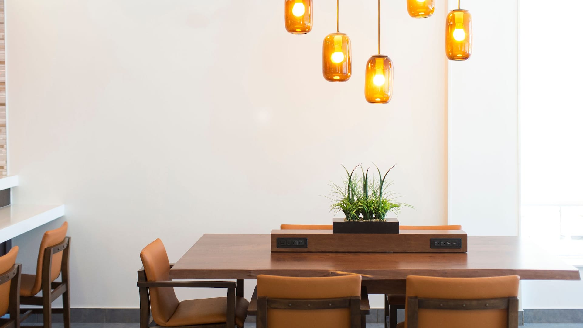 Hyatt House Dallas/Frisco Restaurant Seating Area