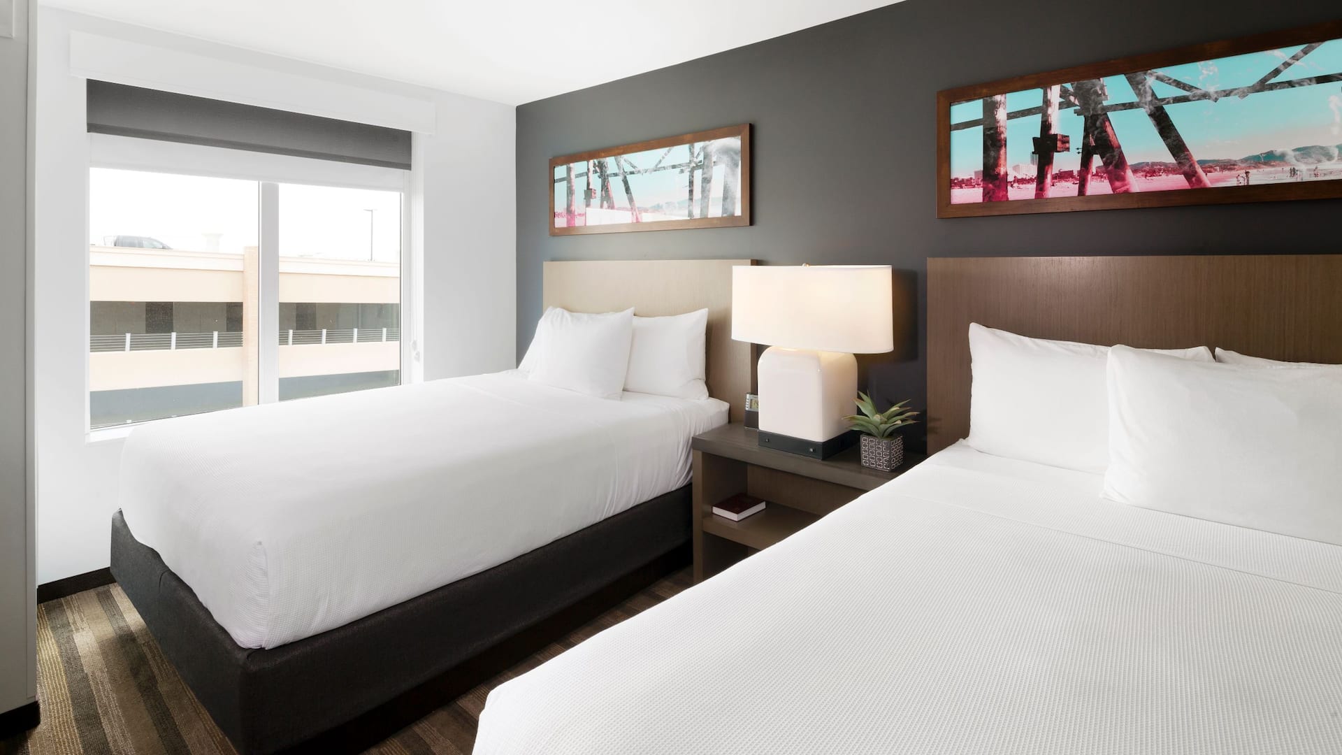 Hyatt House Dallas/Frisco Queen Guestroom Side View