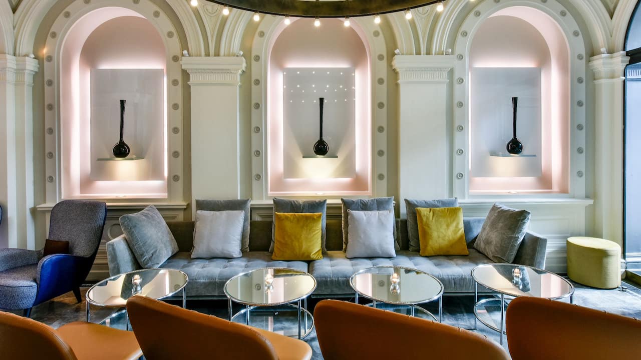 Wine lounge East London  | Andaz London Liverpool Street