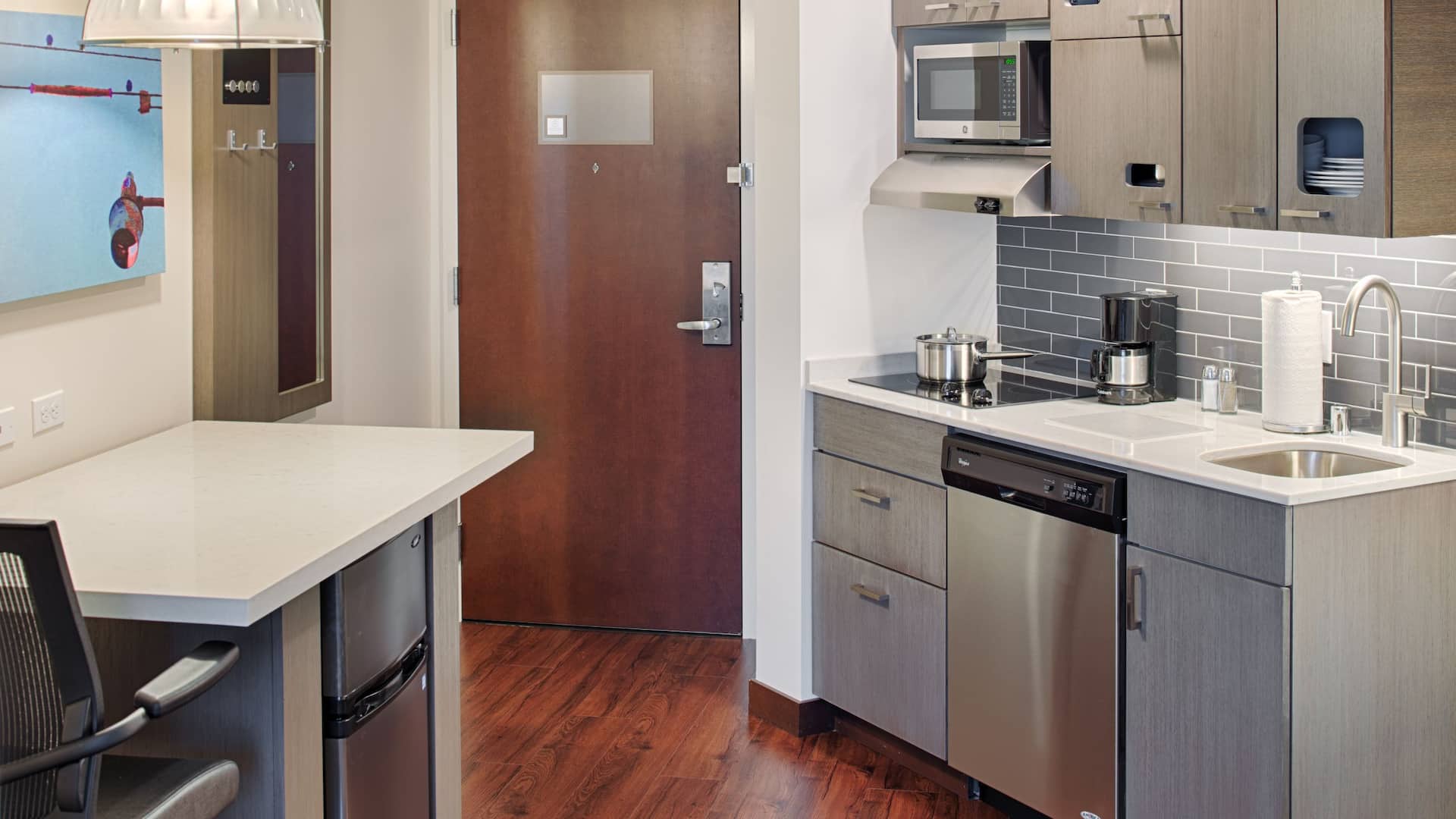 Hyatt House Seattle/Downtown Studio Kichenette