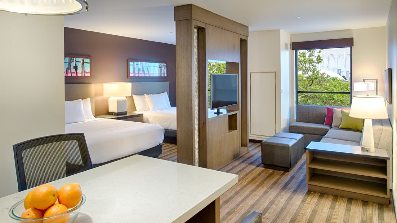 Two Queen beds suite 