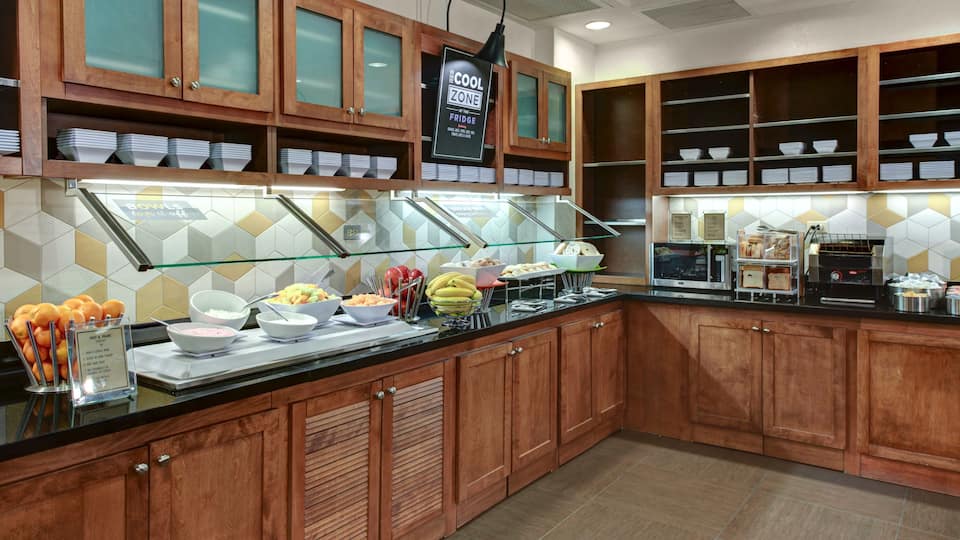 Livonia Hotel with Free Breakfast | Hyatt Place Detroit Livonia