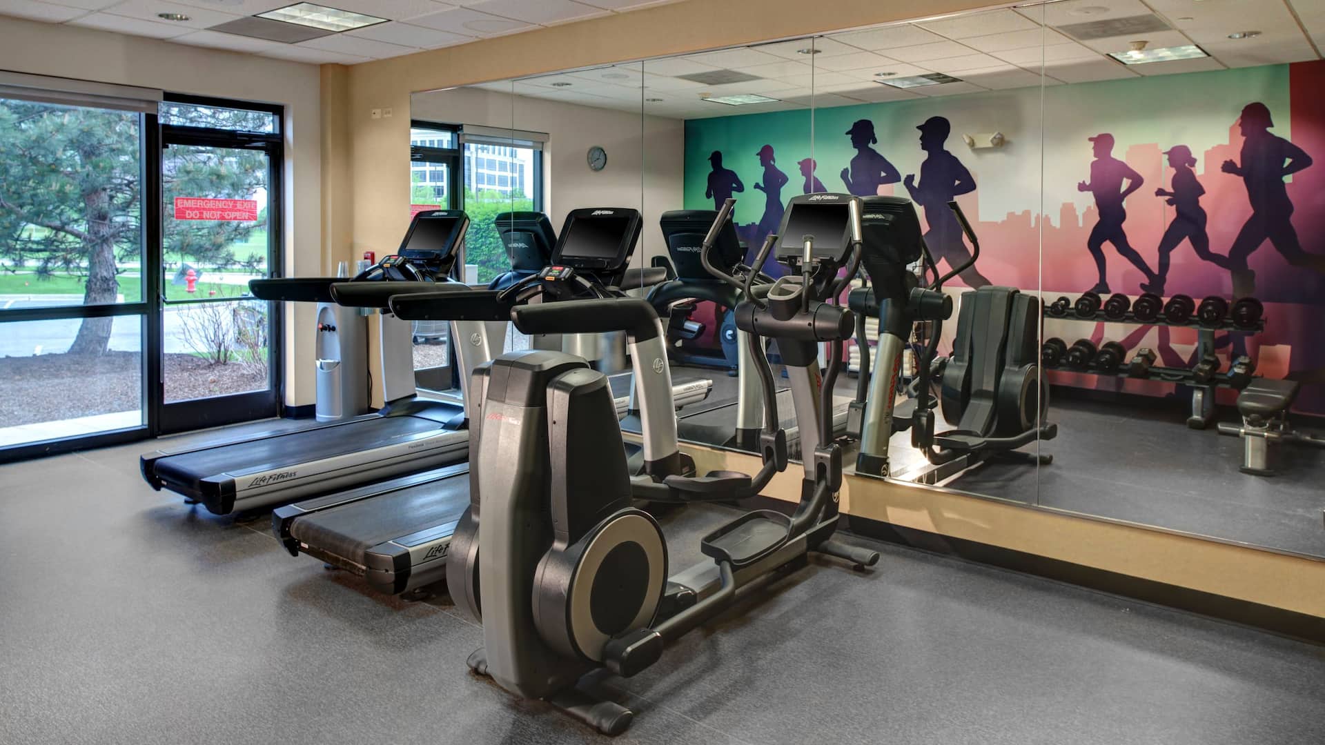 Hotel near Pittsburgh with fitness center with elliptical machines at Hyatt Place Pittsburgh / Cranberry 