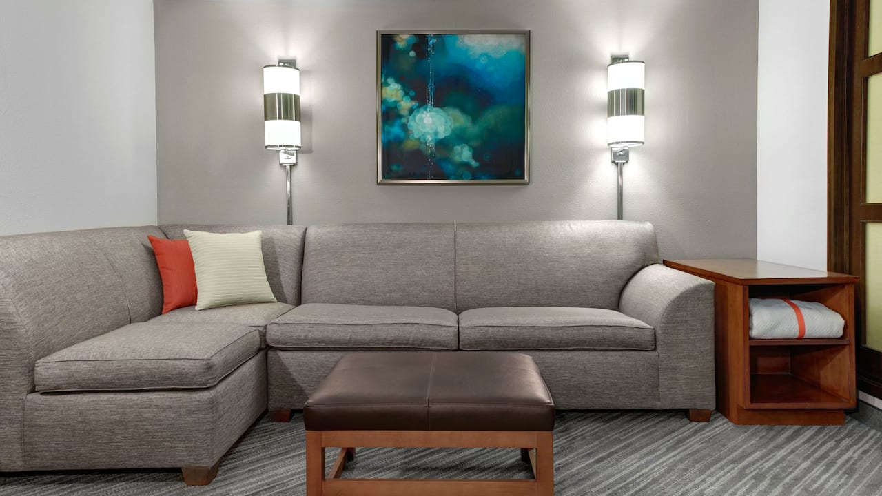 Guestroom Cozy Corner