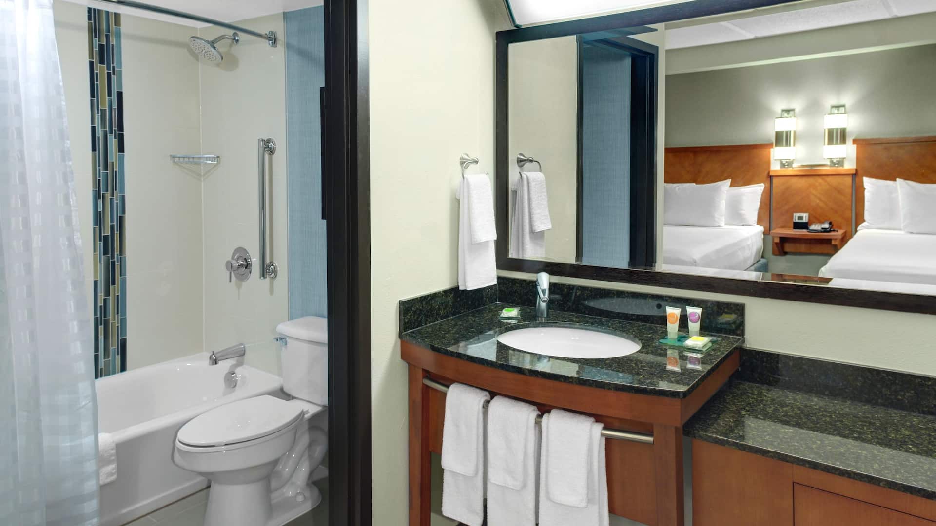4 of 4 Hyatt Place Chicago/Itasca Guestroom Bathroom