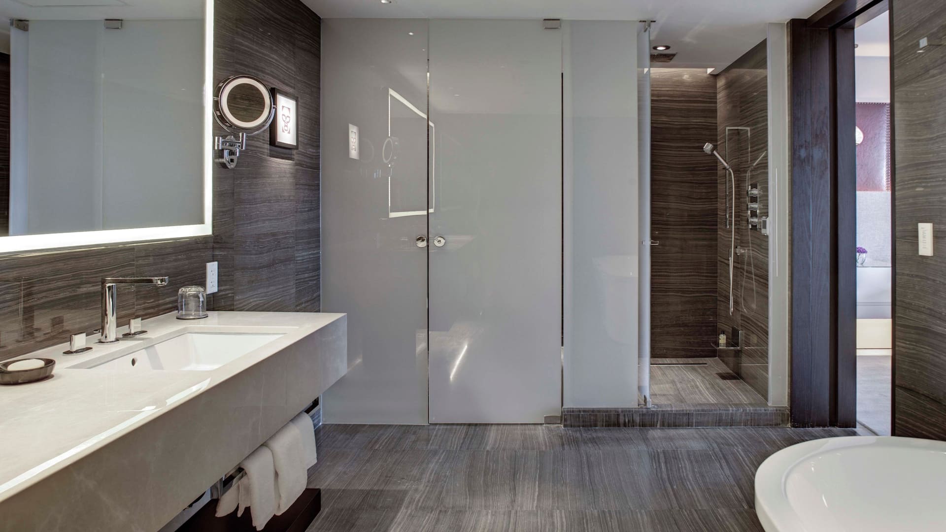 Hyatt Regency Mexico City Presidential Suite Bathroom