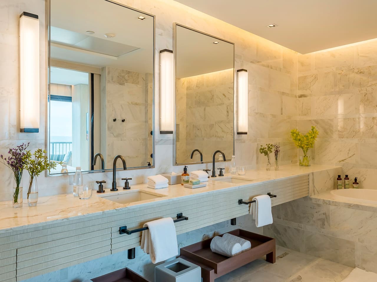 Grand Hyatt Rio de Janeiro | Diplomat Suite Bathroom