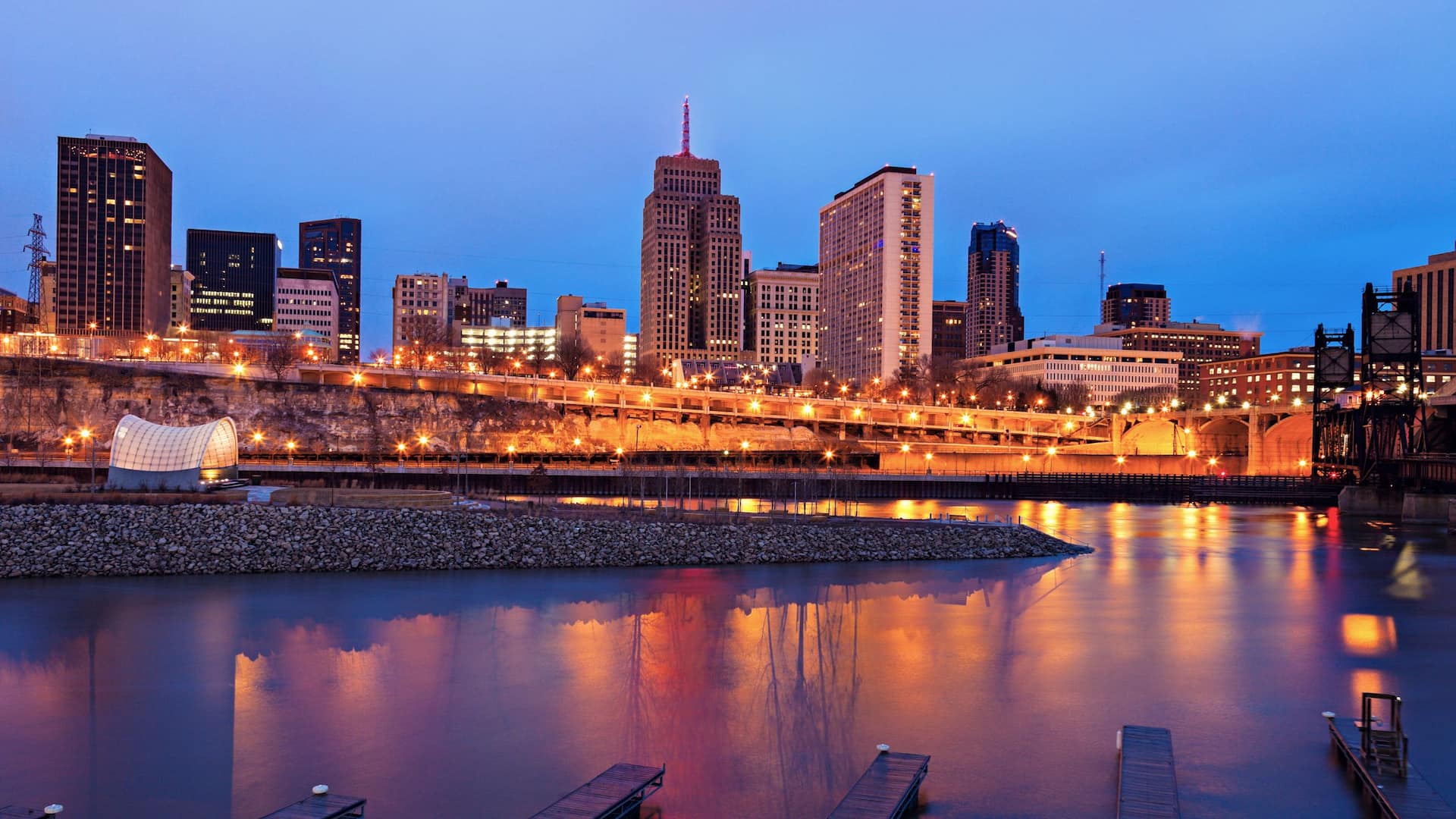 Hyatt Place St. Paul/Downtown St Paul Skyline
