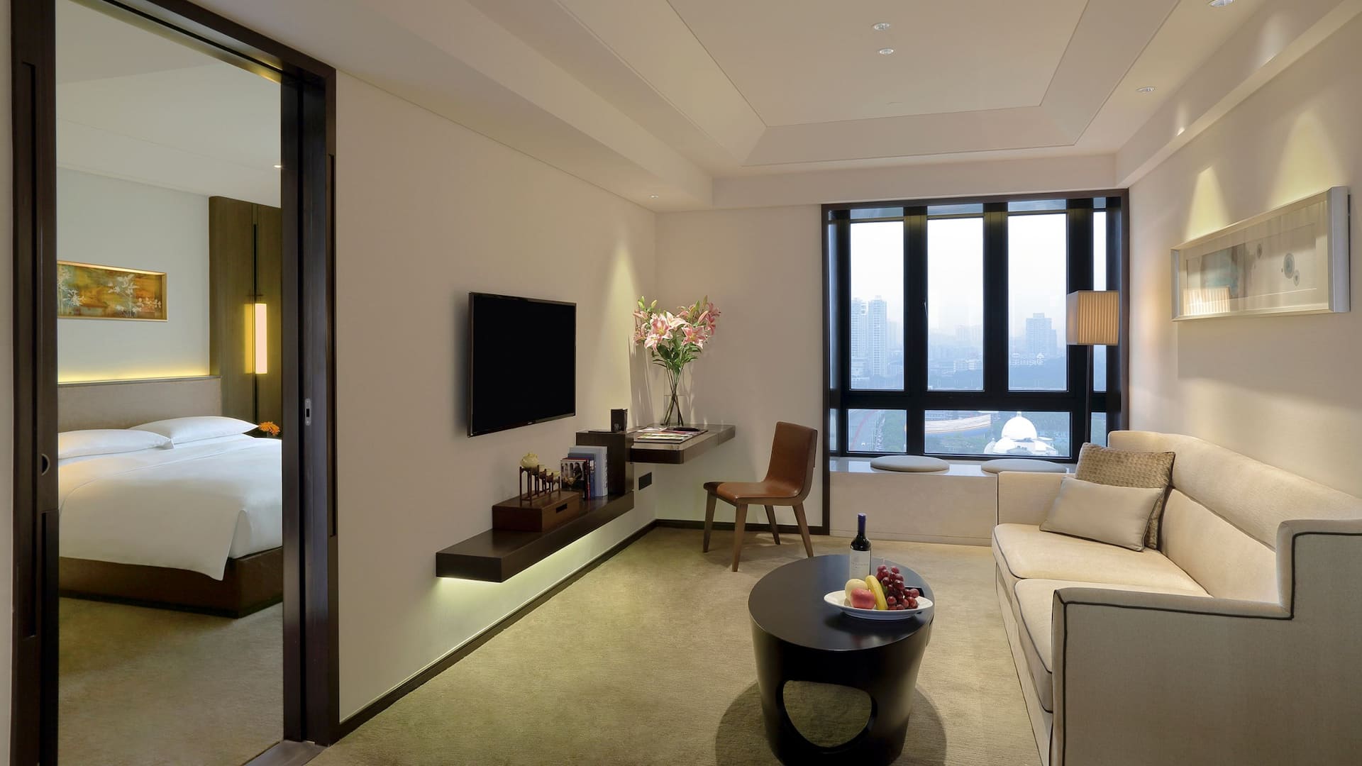 Hyatt Place Shenzhen Dongmen Business Suite Livingroom
