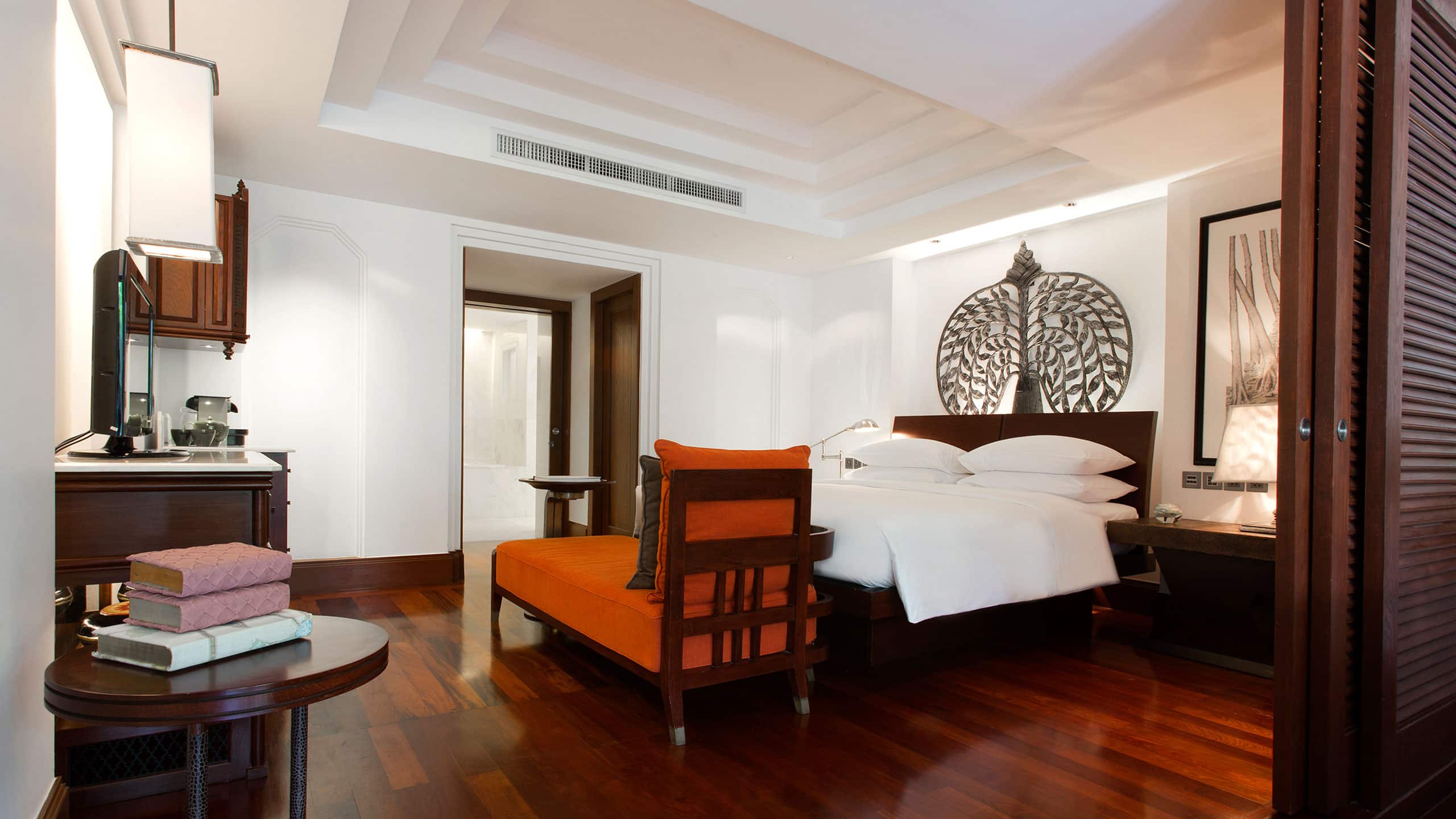 3 von 6 Park Hyatt Siem Reap Two Bedroom Pool Suite Double Bedroom