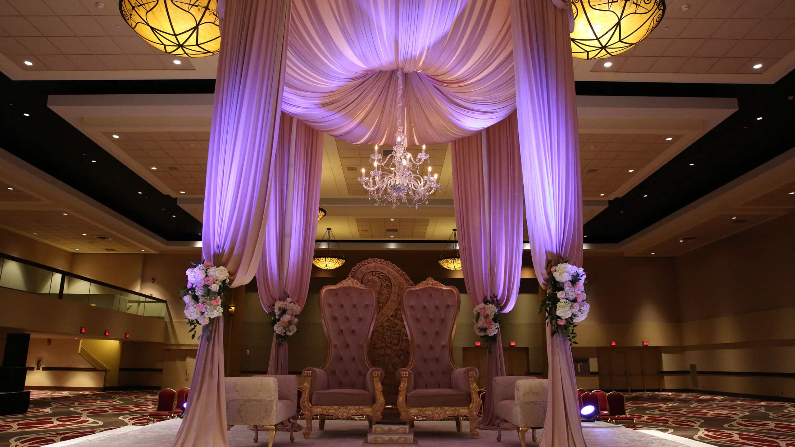 Hyatt Regency Columbus Mandap
