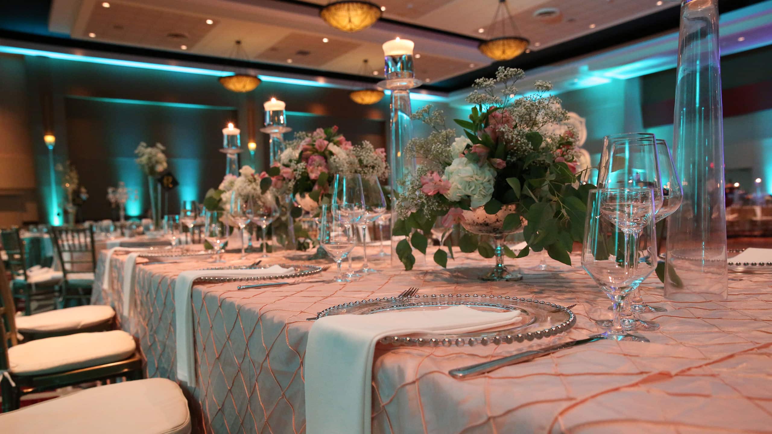 Hyatt Regency Columbus Ballroom Wedding Table
