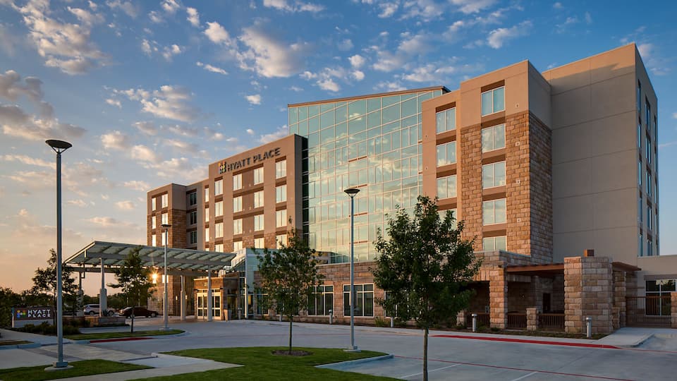 Hotels Near DFW Airport with Shuttle Service Hyatt Place DFW