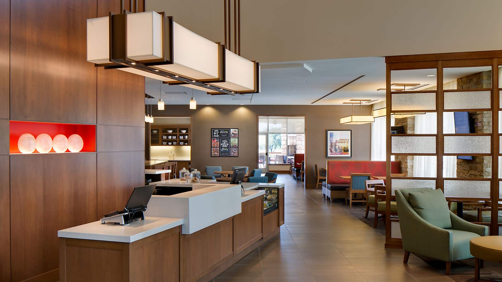 Hyatt Place DFW Gallery Stand
