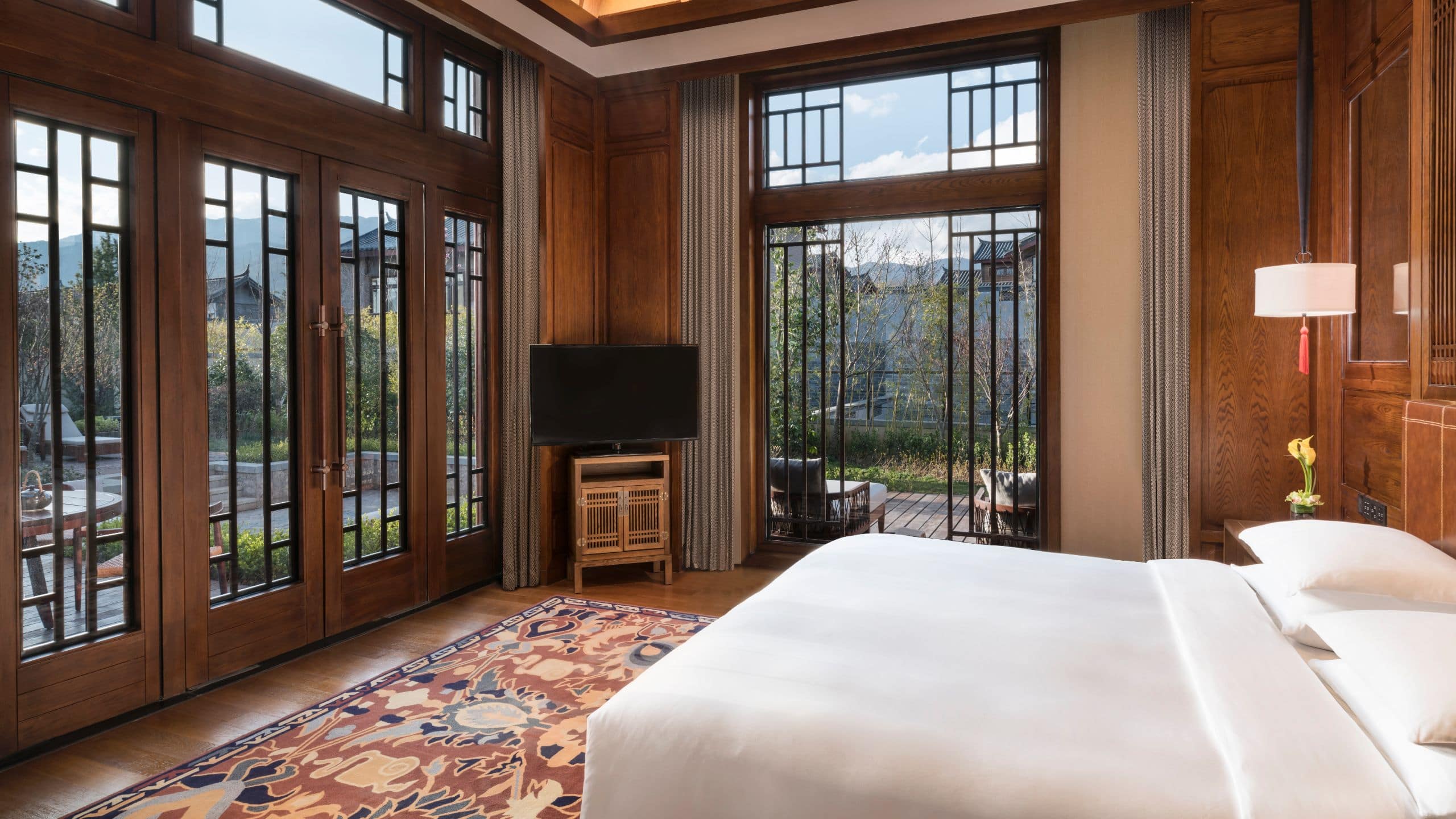 2/3 Jinmao Hotel Lijiang City Hotel One Bedroom Villa GHLJ