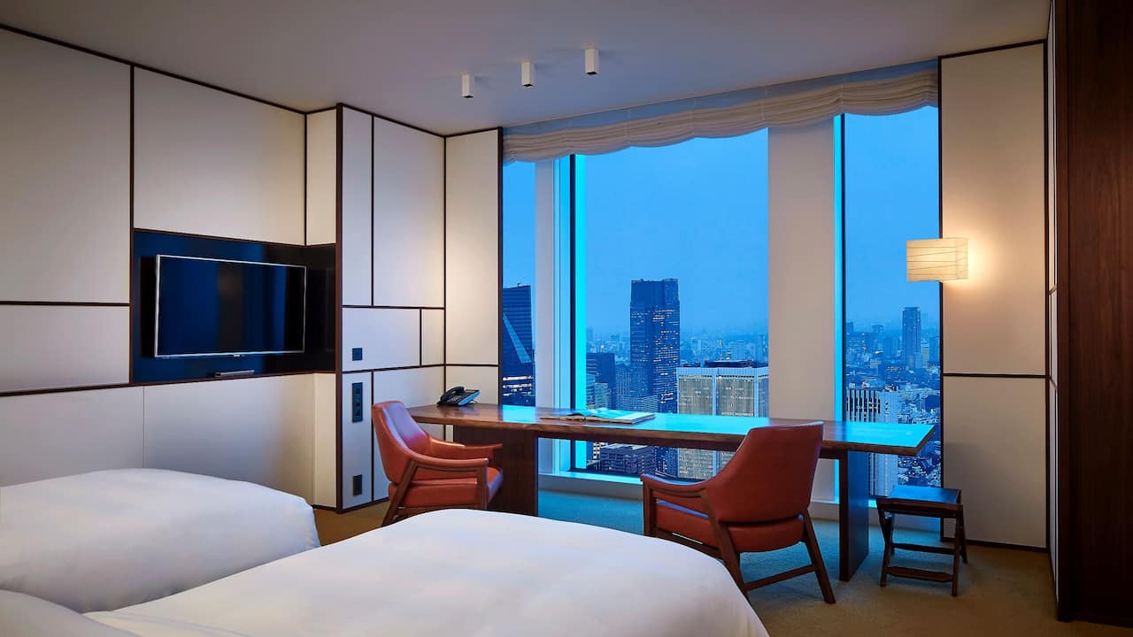Luxury Hotel Rooms & Suites Andaz Tokyo Toranomon Hills