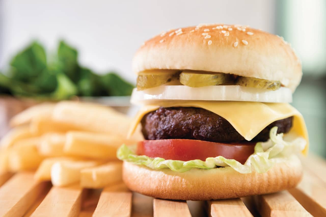 Signature Dish Cheeseburger